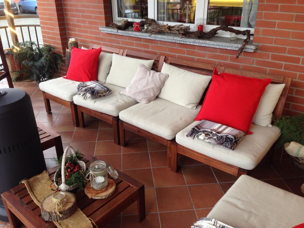 Hotel Le Vigne Di Corvino Casteggio Bagian luar foto