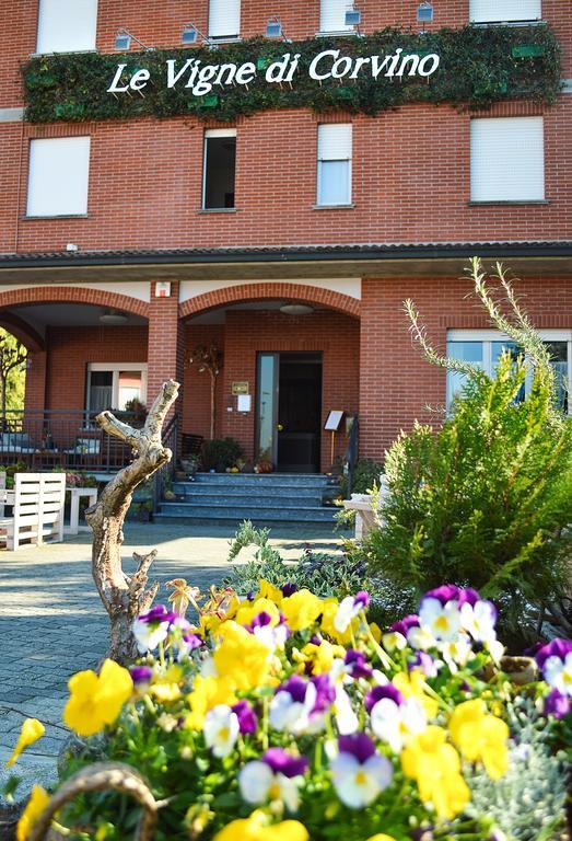 Hotel Le Vigne Di Corvino Casteggio Bagian luar foto